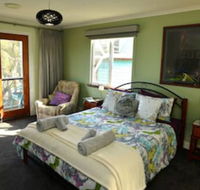 Kinsellas Water Views - Maitland Accommodation