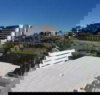 Beau Monde Apartments Newcastle - Worth Place Apartment - Maitland Accommodation