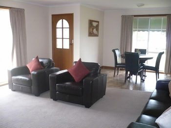 Parklake Holiday Units - Maitland Accommodation 0