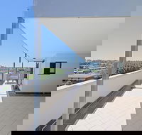 Bryant St. Apartment