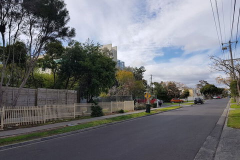 Clayton Apartment - Maitland Accommodation 5