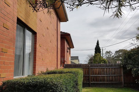 Clayton Apartment - Maitland Accommodation 2
