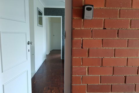Clayton Apartment - Maitland Accommodation 1