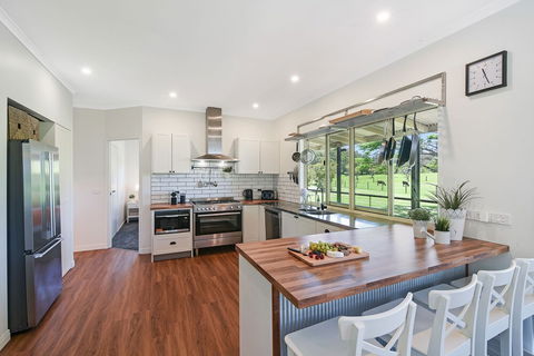 Curra Homestead Maleny - Maitland Accommodation 4