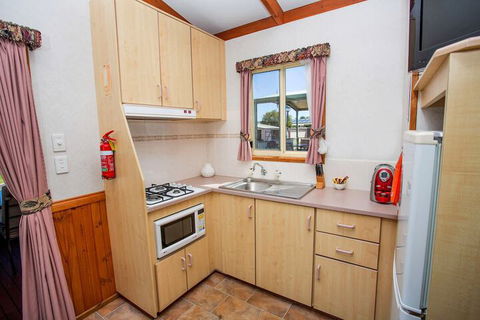 BIG4 NRMA Warrnambool Riverside Holiday Park - Maitland Accommodation 3