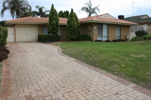 Canal Time Holiday Home - Maitland Accommodation 0