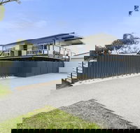 Upstairs Cottage on Beachurst - Maitland Accommodation