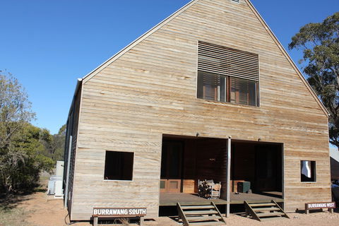 Yarrabandai Creek Homestead - Maitland Accommodation 3