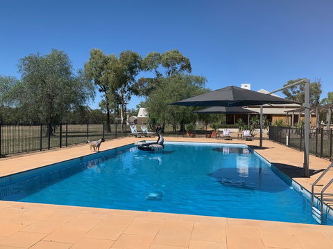 Yarrabandai Creek Homestead - Maitland Accommodation 6
