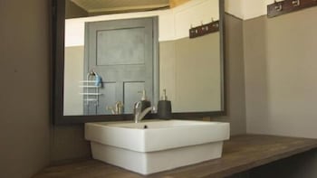 Kerwick Hotel - Maitland Accommodation 4