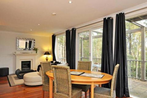 Villa Executive 2br Valley Views Resort Condo Located Within Cypress Lakes Resort (nothing Is More Central) - Maitland Accommodation 1