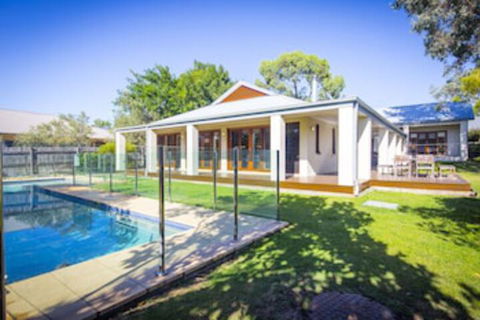 Potteroo - Maitland Accommodation 0