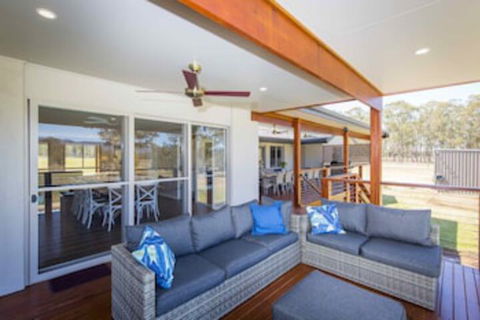 Amani - Maitland Accommodation 0