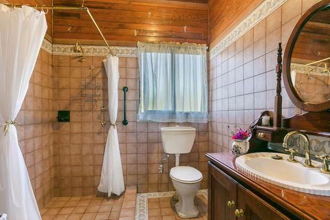 Carinya Cottage - Maitland Accommodation 5