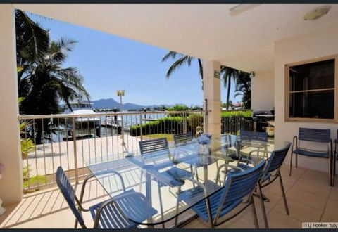 Poinciana Terraces - Maitland Accommodation 5