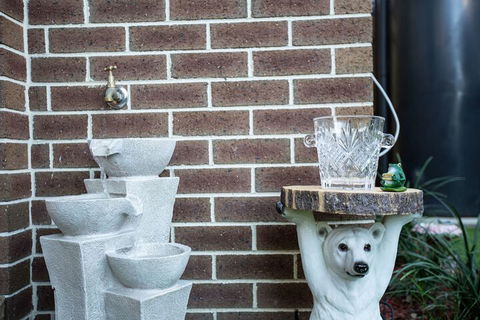 AUJOY 4 Bed Townhouse Burwood 2 - Maitland Accommodation 2