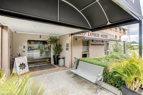 Arena Hotel - Maitland Accommodation 1