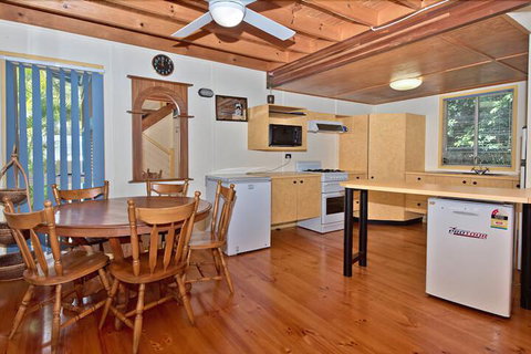 Bali Hai - Maitland Accommodation 4