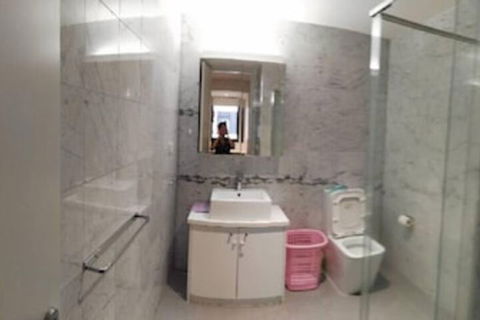 Notting Hill Apartment - Maitland Accommodation 3