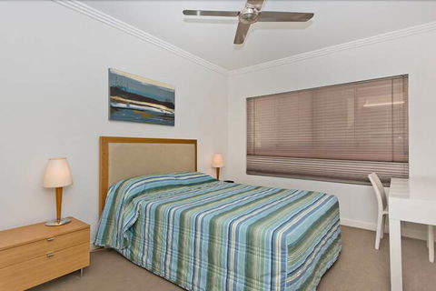 Deep Blue 20 - Maitland Accommodation 1