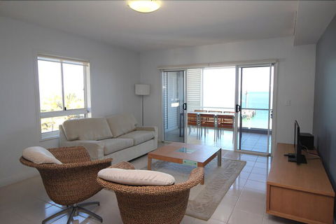 Deep Blue 14 - Maitland Accommodation 6