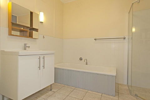 Lobster Cottage Sawtell NSW - Maitland Accommodation 2