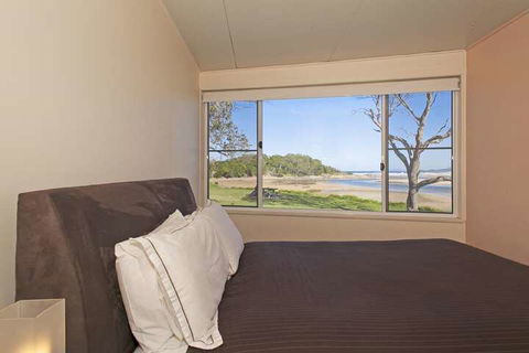 Lobster Cottage Sawtell NSW - Maitland Accommodation 3