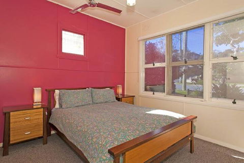 Lobster Cottage Sawtell NSW - Maitland Accommodation 1