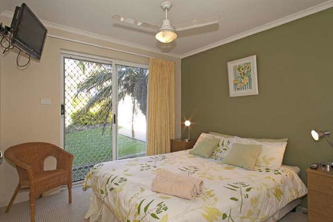 1 / 17 22nd Ave Sawtell NSW - Maitland Accommodation 4