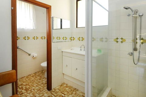 Rose Cottage Sawtell NSW - Maitland Accommodation 5