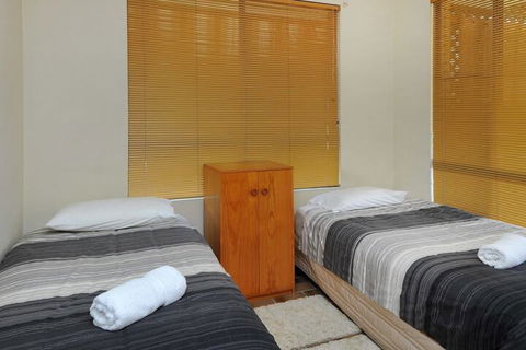 Rose Cottage Sawtell NSW - Maitland Accommodation 2