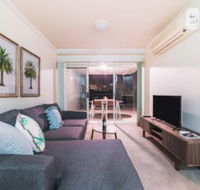 Absolute Riverfront One Bedroom Apartment - Maitland Accommodation