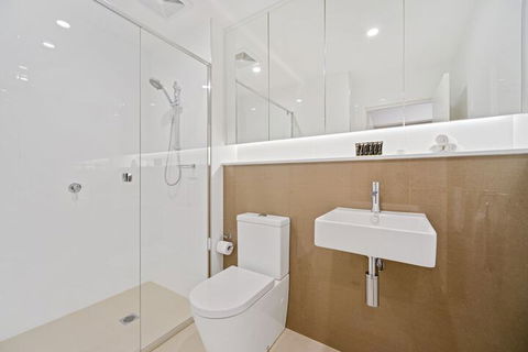 HomeHotel New & Comfort 3 Bedrooms - Maitland Accommodation 1