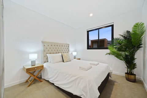 HomeHotel New & Comfort 3 Bedrooms - Maitland Accommodation 4