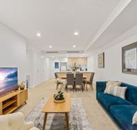 HomeHotel New  Comfort 3 Bedrooms - Maitland Accommodation