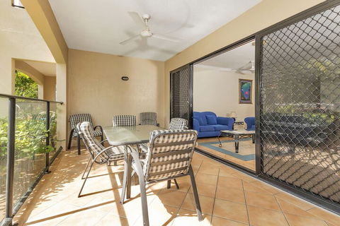The Mediterranean Beachfront Groundfloor Apartment - Maitland Accommodation 7