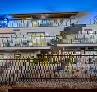 Manhattan Apartments - Notting Hill - Maitland Accommodation