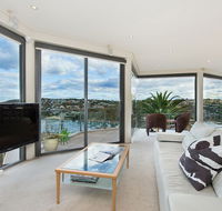 STUNNING MANLY VIEWS - Maitland Accommodation