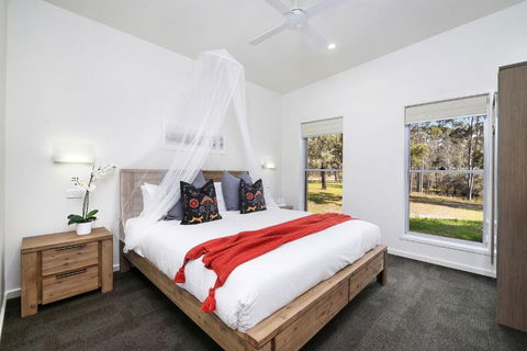 Ironbark Villa 1 - Maitland Accommodation 1