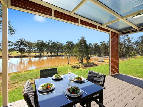 Ironbark Villa 5 - Maitland Accommodation 3