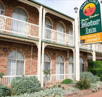 Hamilton's Henry Parkes Motor Inn Parkes - Maitland Accommodation