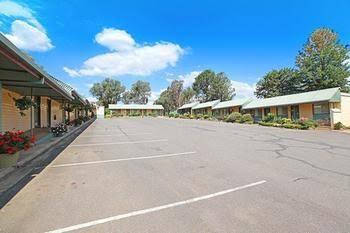 Tarcutta Halfway Motor Inn - Maitland Accommodation 1