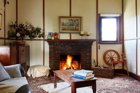Tarndwarncoort Farmers Cottage - Maitland Accommodation 7