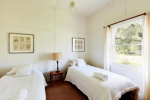 Tarndwarncoort Farmers Cottage - Maitland Accommodation 2