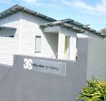 Stylish Holiday Unit - Maitland Accommodation