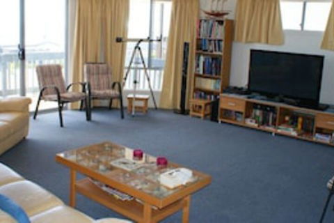 Oysta La Vista - Maitland Accommodation 6