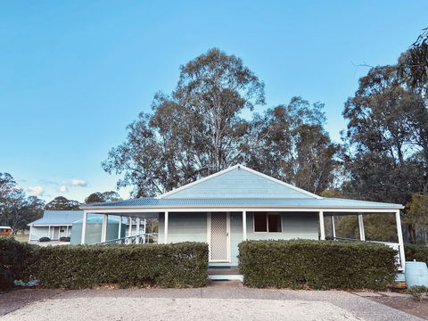 Cam-Way Estate - Maitland Accommodation 4