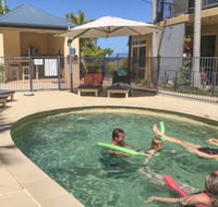 Beachside Holiday Apartments - Maitland Accommodation