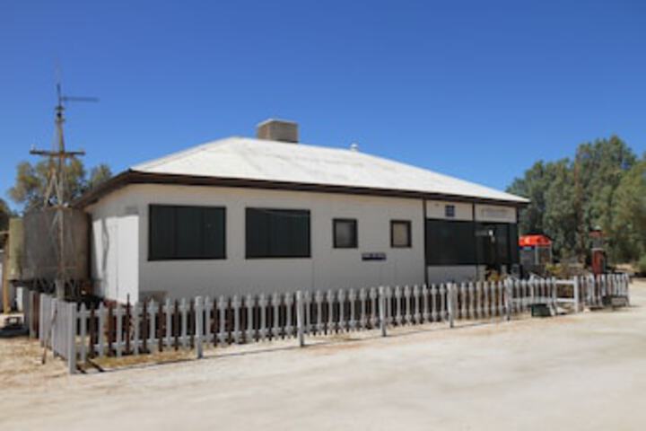 Minnenooka WA Maitland Accommodation