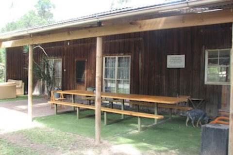 Lovedale Cottages - Maitland Accommodation 0